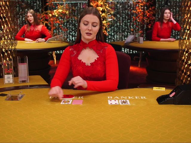 Baccarat Squeeze