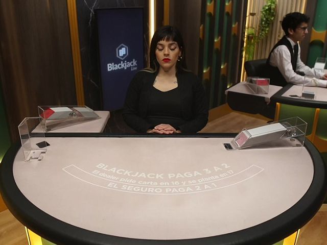 Blackjack Clasico en Español 24