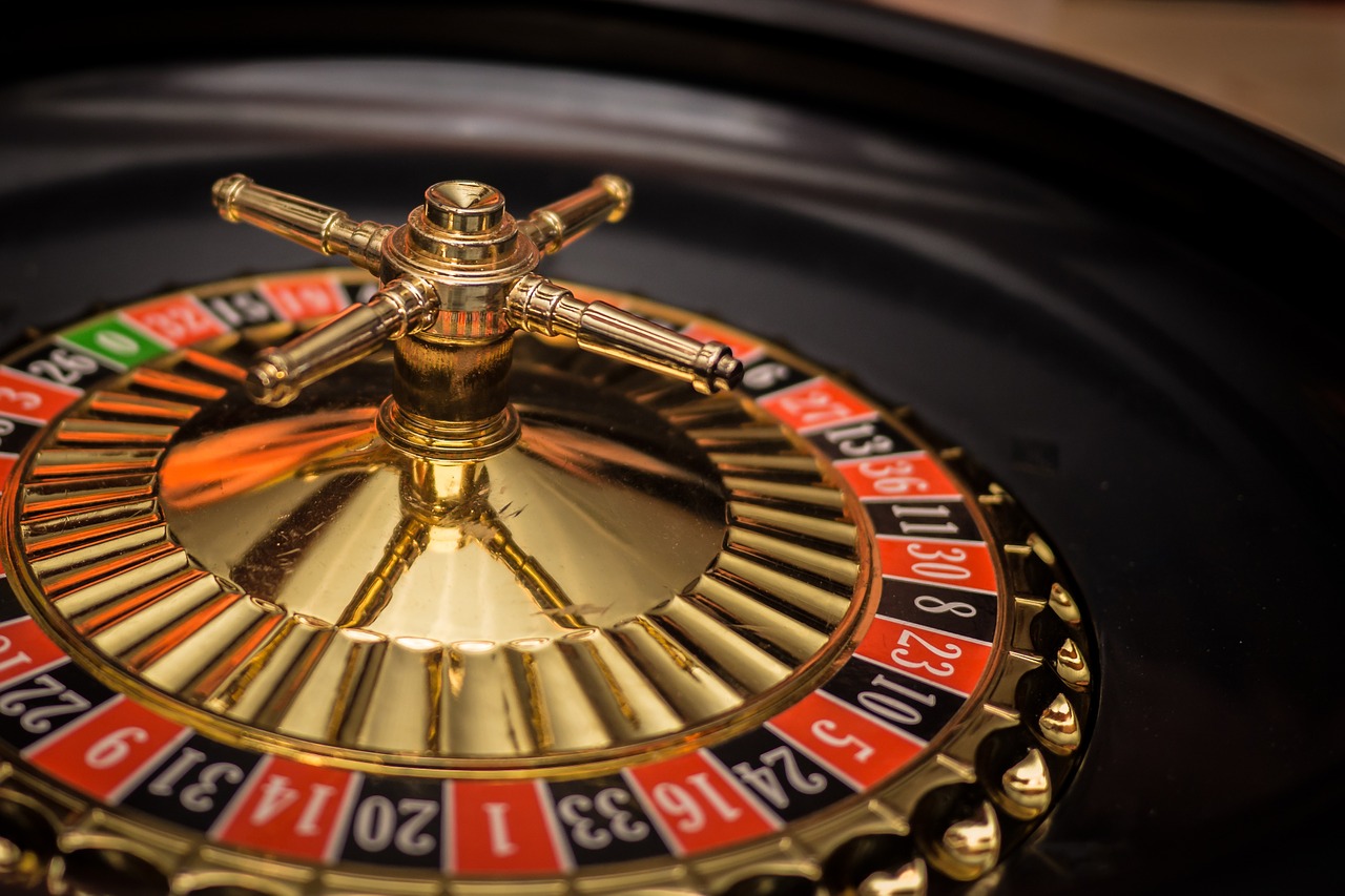 Online roulette vs land-based casino